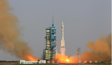 China, China Aerospace Science and Technology Corporation (CASC), Long March 2F, reuseable experiemental spacecraft, X-37B