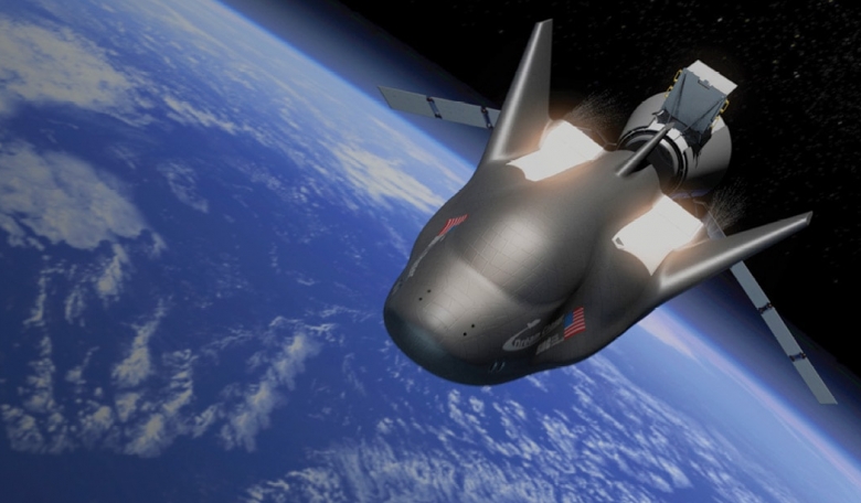 Artist’s view of Dream Chaser in Earth orbit.
