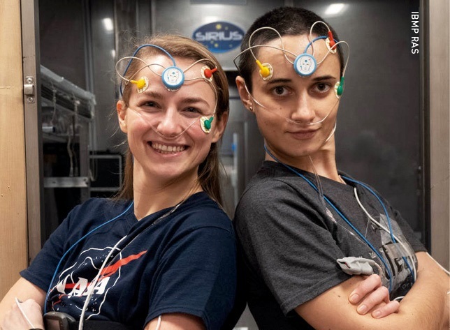 Studyng the physiological parameters of the sleep-wake cycle - Ashley Kowalsky (left) and Victoria Kirichenko.