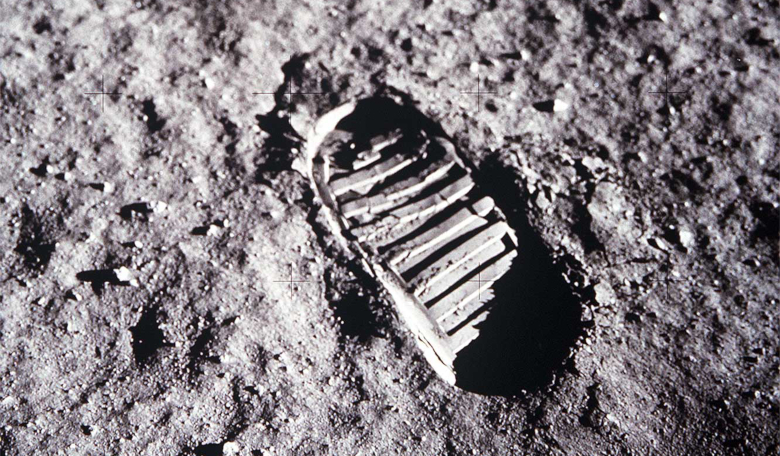 FootprintsOnTheMoon.jpg