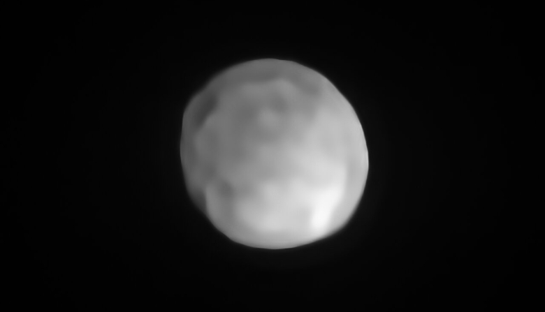 A new SPHERE/VLT image of Hygiea, which could be the Solar System’s smallest dwarf planet yet. Image: ESO/P. Vernazza et al./MISTRAL algorithm (ONERA/CNRS)