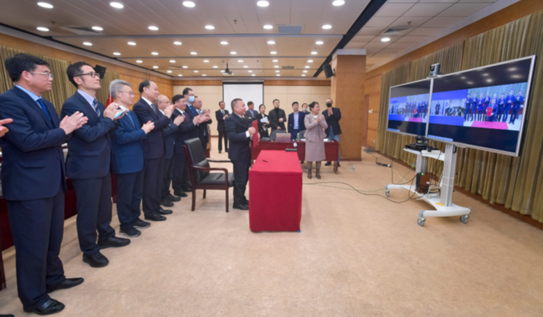 The heads of the Russian and Chinese space agencies signing a Memorandum of Understanding (MoU) to build an International Lunar Research Station (ILRS) at a virtual meeting held Tuesday 9 March, 2021. Image: CNSA