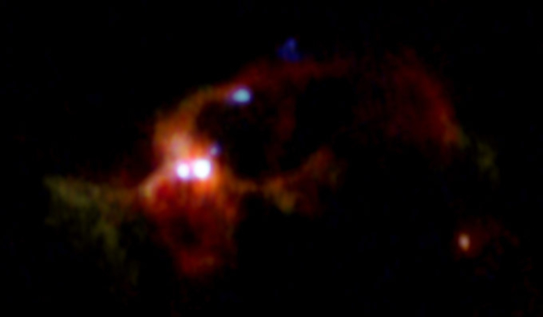 ALMA composite image of a massive binary protostar IRAS 16547-4247 surrounded by a salty cosmic soup. Image: ALMA (ESO/NAOJ/NRAO), Tanaka et al.