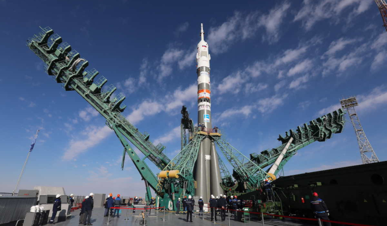 The Soyuz MS-19 spacecraft that will carry a Russian film crew to the ISS 5 October to shot the first fictional film in space, rolls out onto the launch pad at the Baikonur Cosmodrome in Kazakhstan. Image: Roscosmos