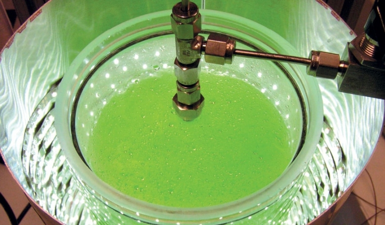 LED-lit photobioreactor that cultivates algae under controlled atmospheric pressures, developed at the University of Colorado Boulder.