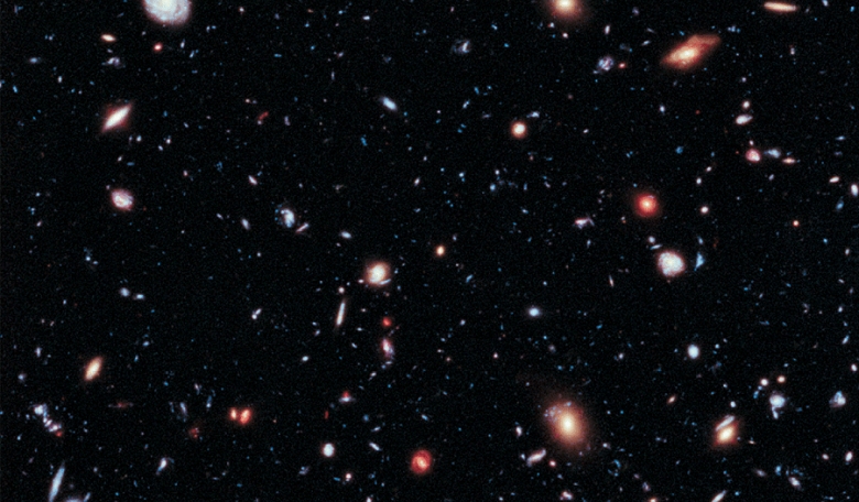 The Xtreme Deep Field (XDF), image combines 10 years of Hubble Space Telescope photographs of a narrow patch of sky at the centre of the original Hubble Ultra Deep Field to show some of the most distant galaxies in the observable Universe.