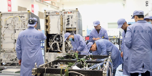 Chinese scientists working on experimental cabinets