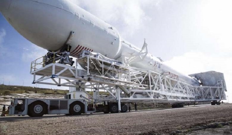 falcon9 - SpaceX, falcon92 - NASA
